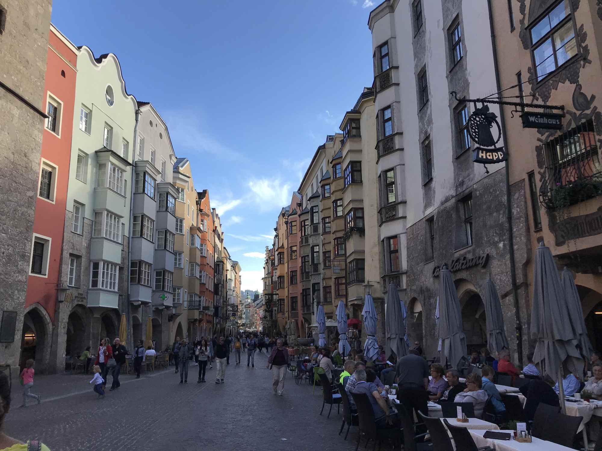 INNSBRUCK ALTSTADT diese Sehenswürdigkeiten Innsbruck lohnen