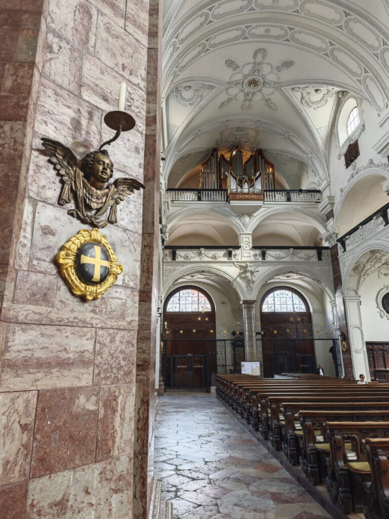 Blick auf die Orgel der Jesuitenkirche Innsbruck