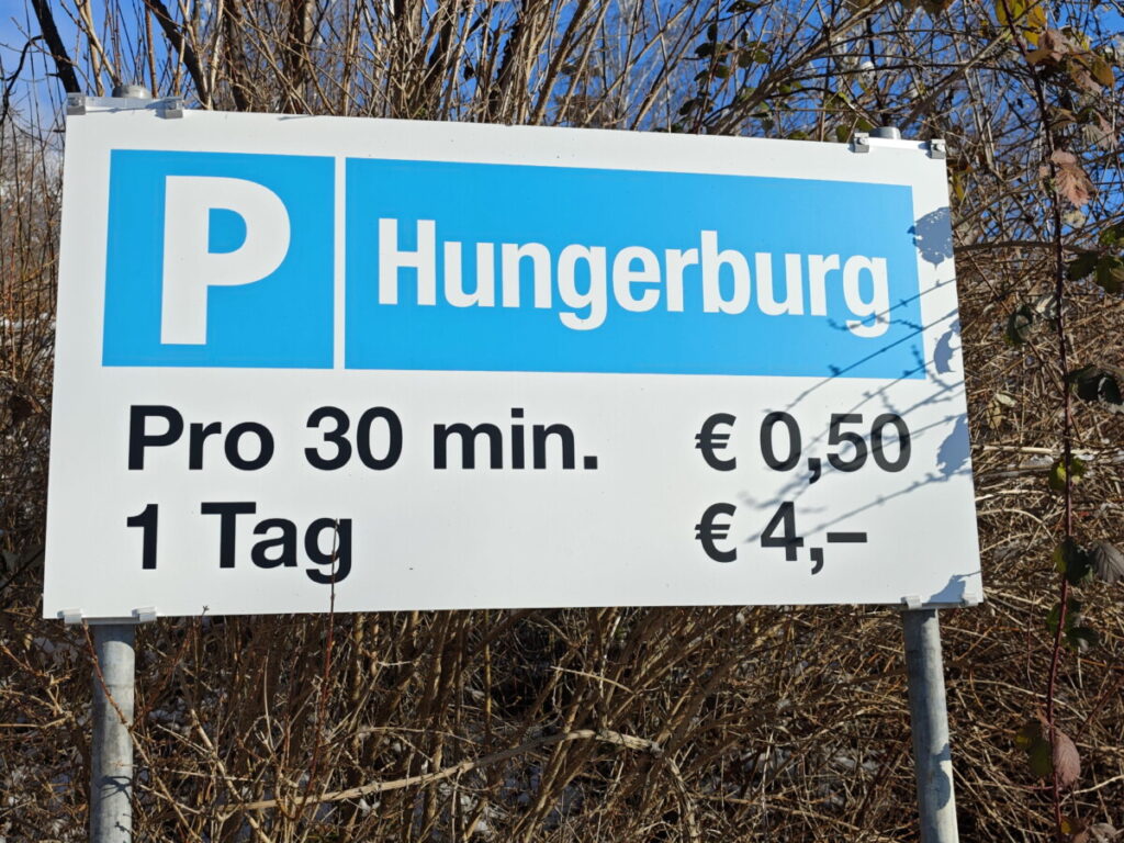 Auf der Hungerburg parken - das sind die Gebühren für den Parkplatz