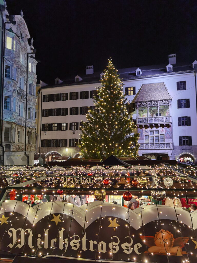 Weihnachtsmarkt Innsbruck mit dem Goldenen Dachl